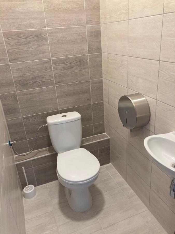 Apartmany Pod Radhostem รอชนอฟ ป็อด ราดโฮชติเย็ม ภายนอก รูปภาพ